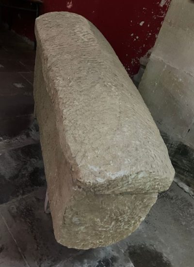 sarcophage eglise 500x700